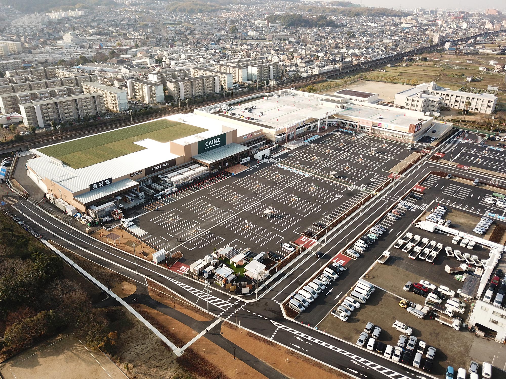 カインズ交野店 株式会社岸設計